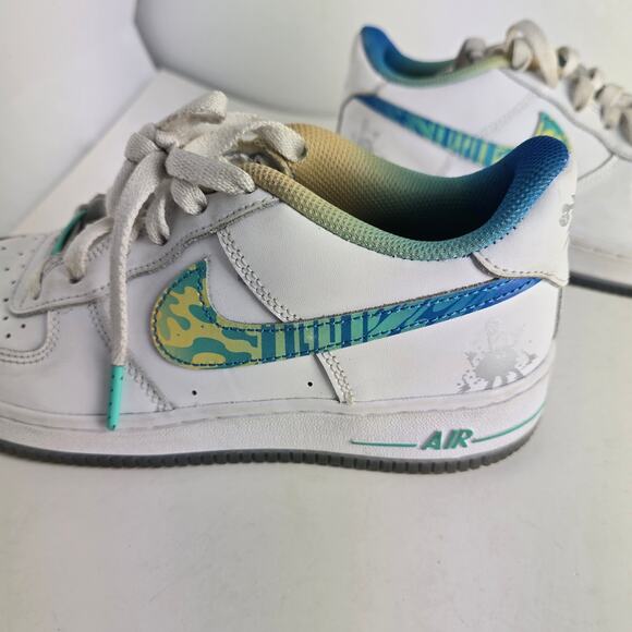 Air Force 1 LV8 GS Youth Girl's Size 5 - Picture 4 of 9